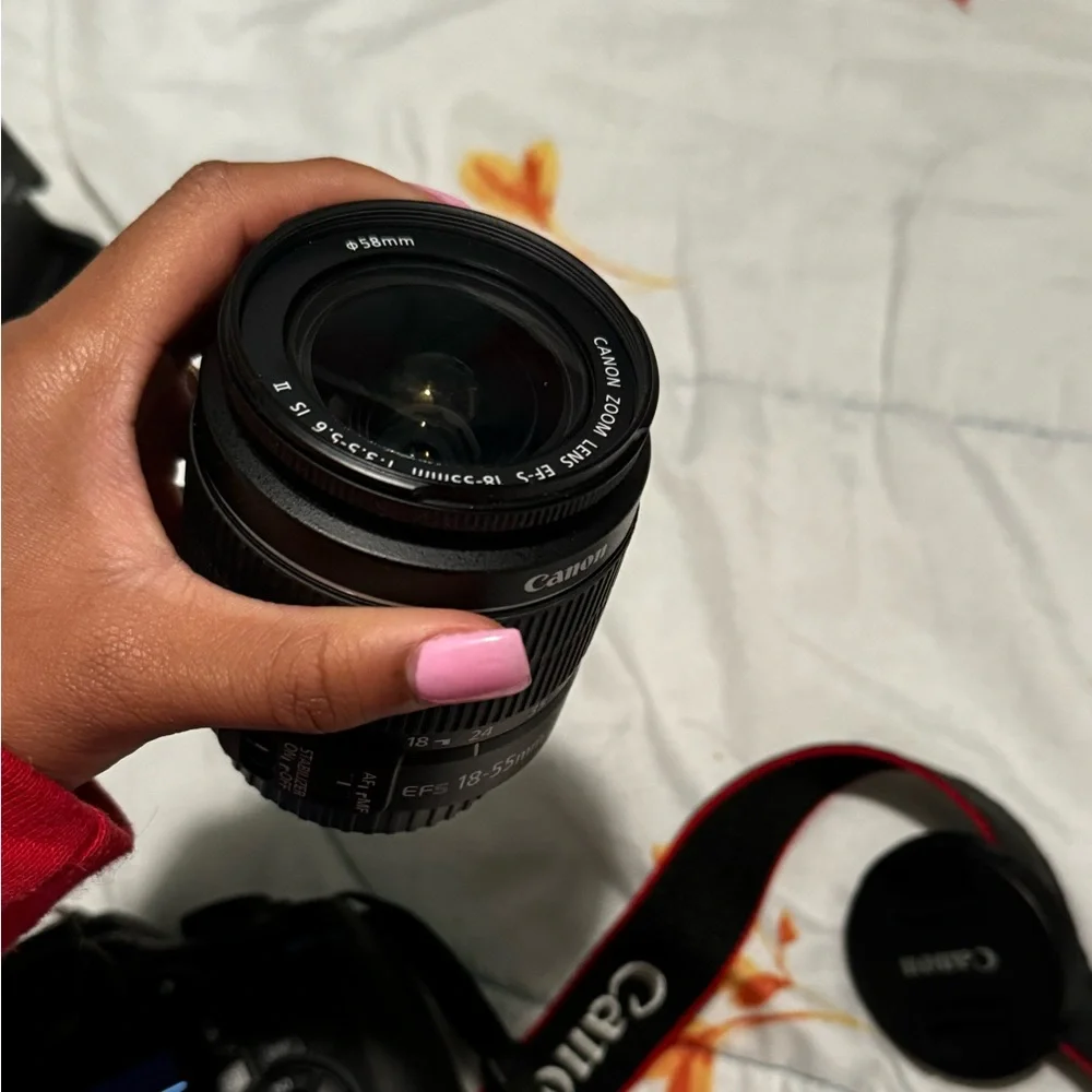 Canon EOS Rebel T7